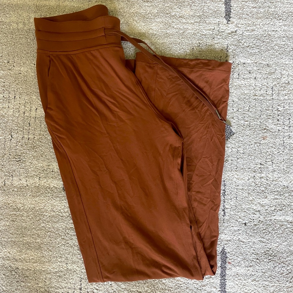 Lululemon Joggers like new